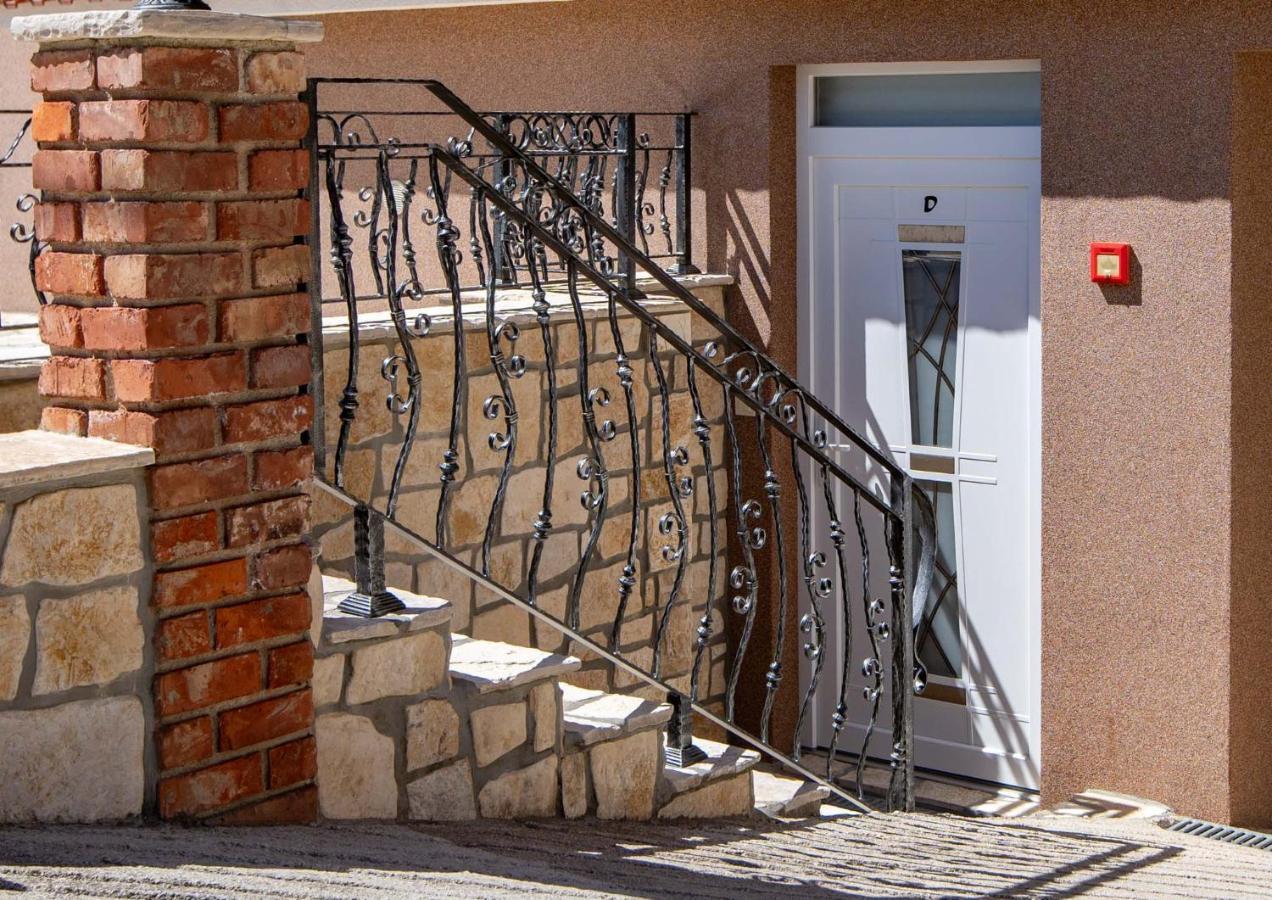 Mistral Apartments Lopar Kültér fotó