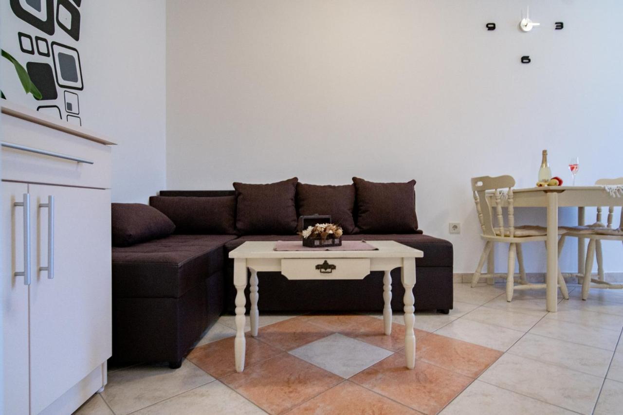 Mistral Apartments Lopar Kültér fotó