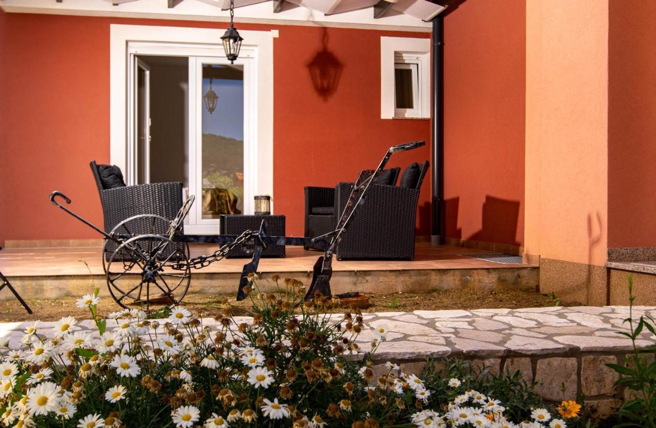 Mistral Apartments Lopar Kültér fotó